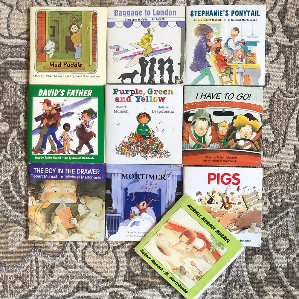 10 Little Annikins Books Vintage From 90’s-2000’s. 9 Robert Munsch, 1 L. Cutler